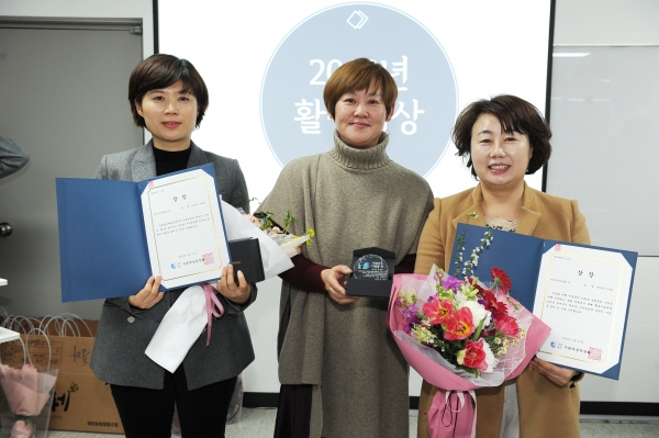 수원시의회 최영옥 위원장·장미영 의원, 수원여성의전화로부터 ‘여성인권디딤돌상’ 수상