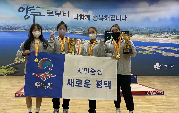 평택시청 역도팀, 한국실업역도연맹회장배 메달 12개 휩쓸어.